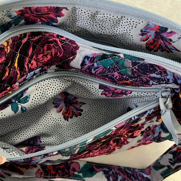 Vera Bradley On-The-Go Crossbody - Picture 5 of 6